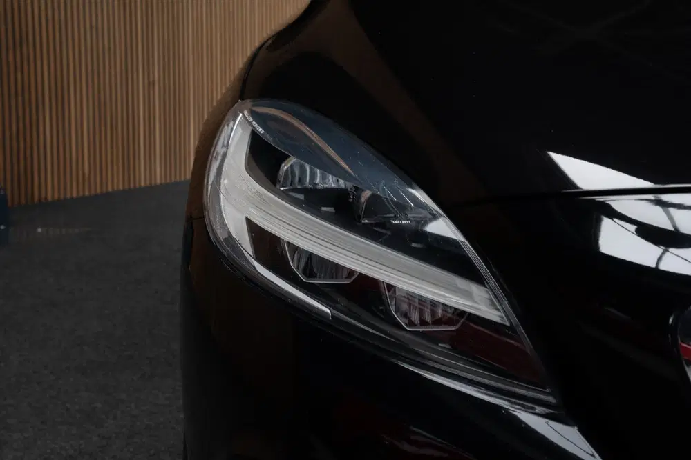Volvo V40 Cross Country 1.5 T3 Leer Panodak Harman K. Camera uit 2019, foto 11