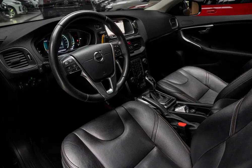 Volvo V40 Cross Country 1.5 T3 Leer Panodak Harman K. Camera uit 2019, foto 12