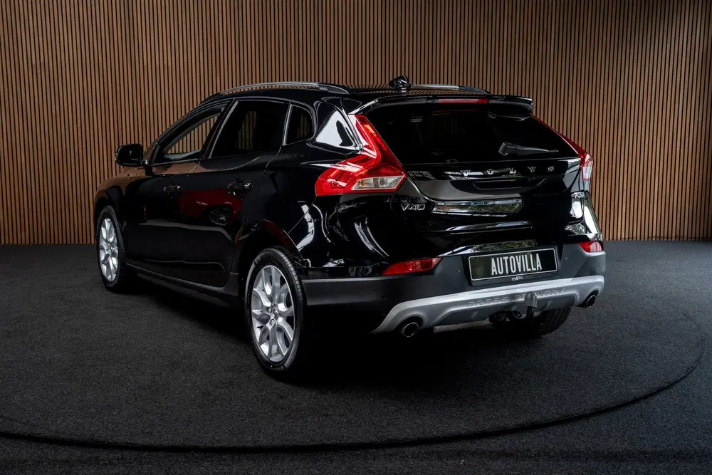 Volvo V40 Cross Country 1.5 T3 Leer Panodak Harman K. Camera uit 2019, foto 3