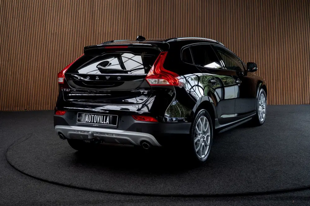 Volvo V40 Cross Country 1.5 T3 Leer Panodak Harman K. Camera uit 2019, foto 5