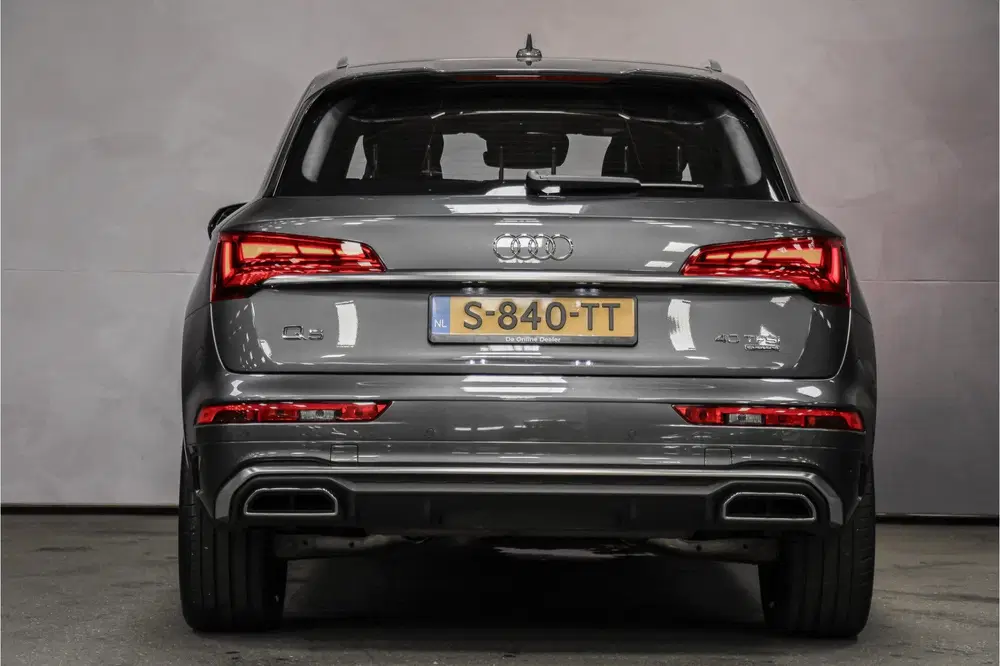 Audi Q5 40 TFSI S edition uit 2023, foto 5