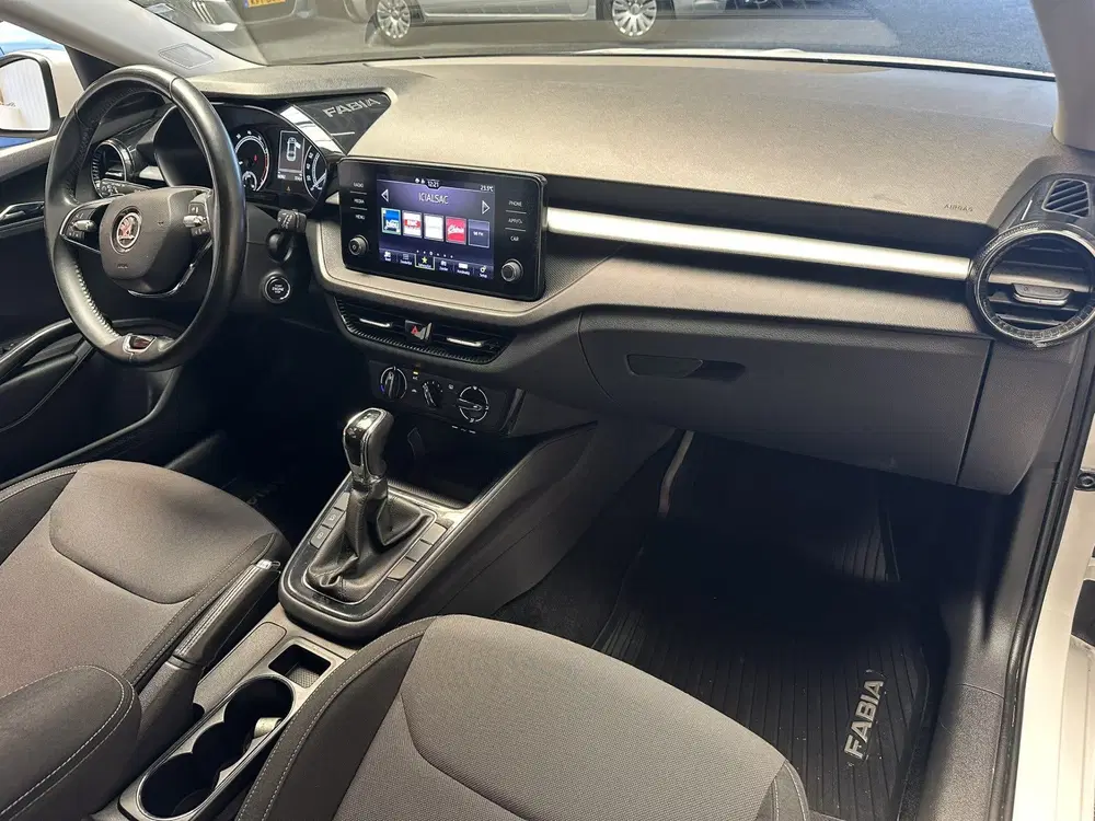 Skoda Fabia 1.0 TSI AMBITION CRUISE CONTROL AIRCO APPL uit 2023, foto 12