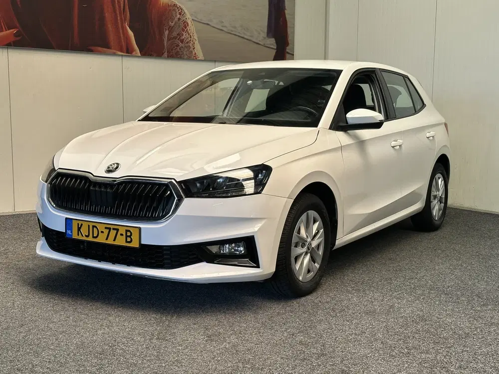 Skoda Fabia 1.0 TSI AMBITION CRUISE CONTROL AIRCO APPL uit 2023, foto 4