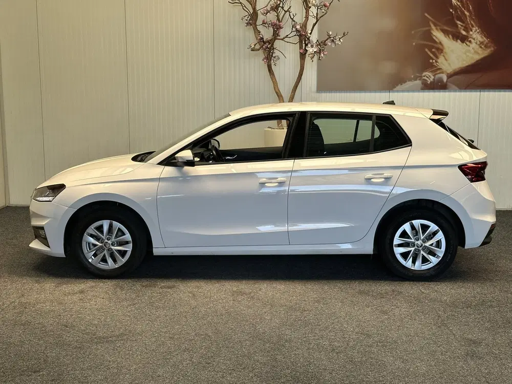 Skoda Fabia 1.0 TSI AMBITION CRUISE CONTROL AIRCO APPL uit 2023, foto 5