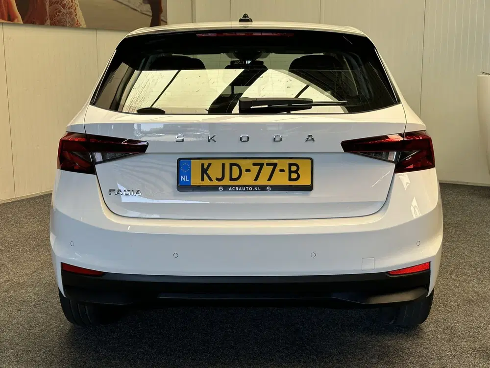 Skoda Fabia 1.0 TSI AMBITION CRUISE CONTROL AIRCO APPL uit 2023, foto 7