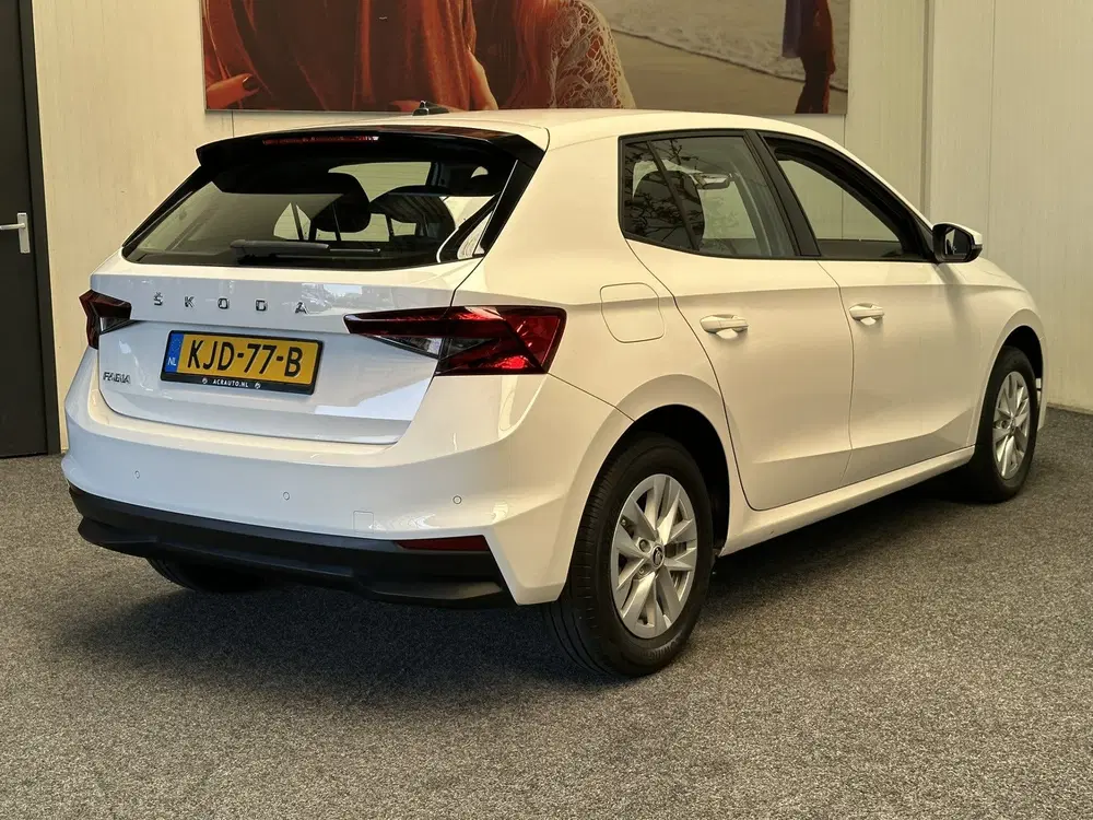 Skoda Fabia 1.0 TSI AMBITION CRUISE CONTROL AIRCO APPL uit 2023, foto 8