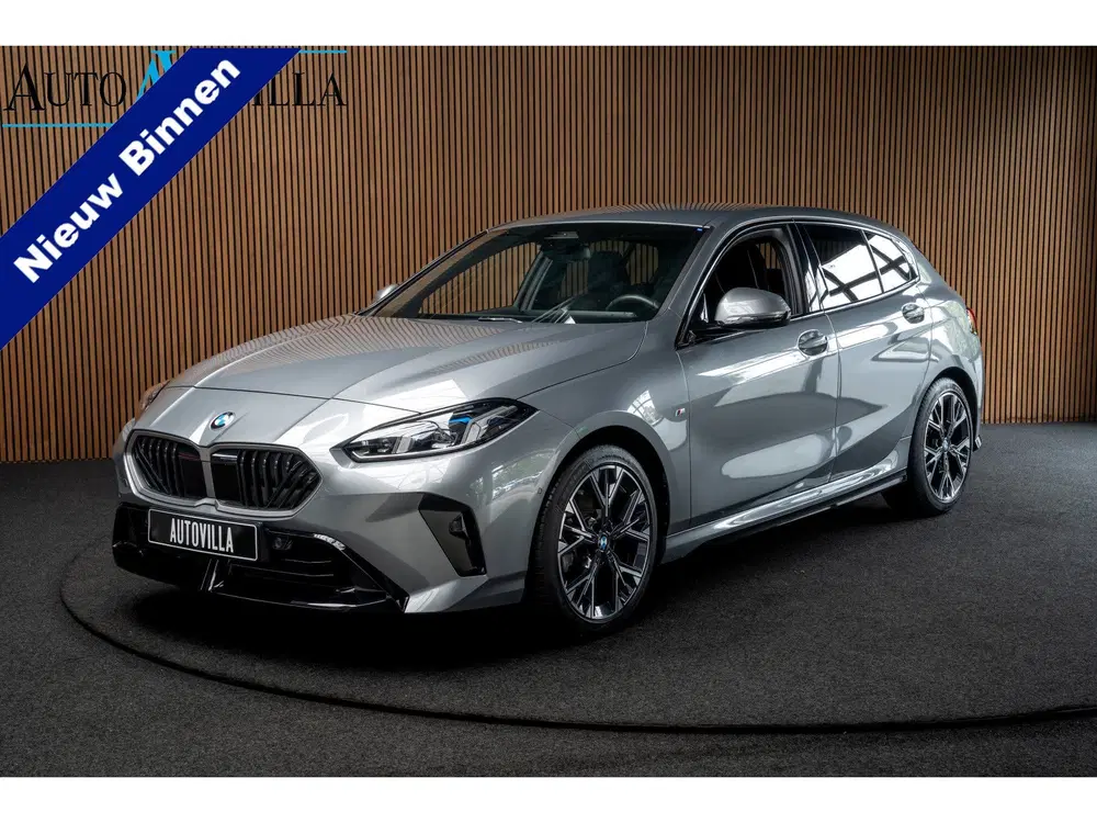 BMW 1-serie 120 Aut. M- pakket Navi Camera Leder Matri uit 2025