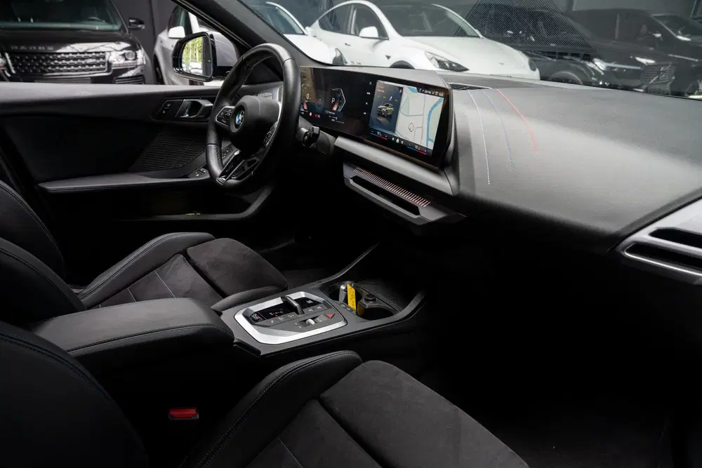 BMW 1-serie 120 Aut. M- pakket Navi Camera Leder Matri uit 2025, foto 12