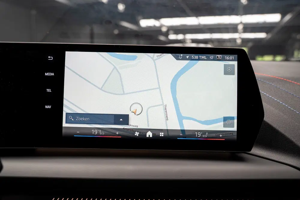 BMW 1-serie 120 Aut. M- pakket Navi Camera Leder Matri uit 2025, foto 13