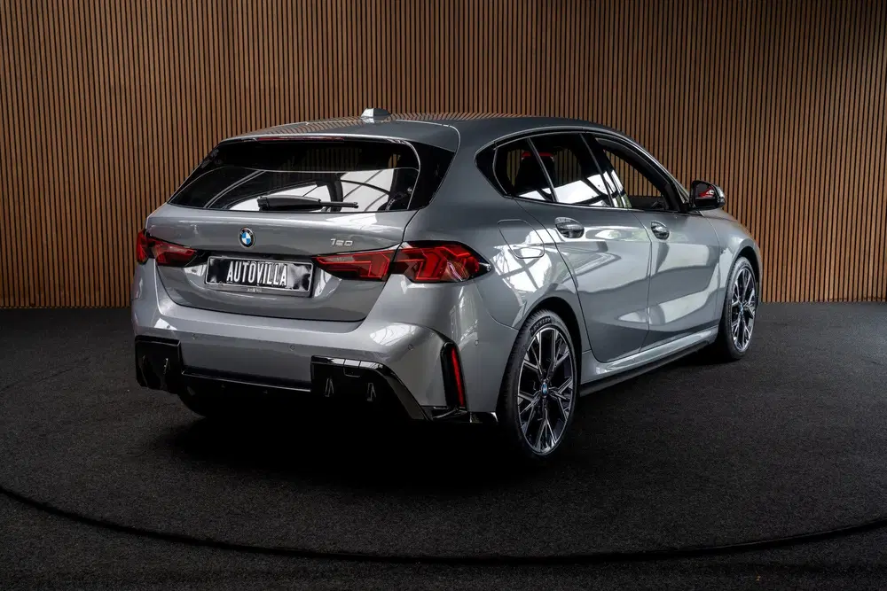 BMW 1-serie 120 Aut. M- pakket Navi Camera Leder Matri uit 2025, foto 5