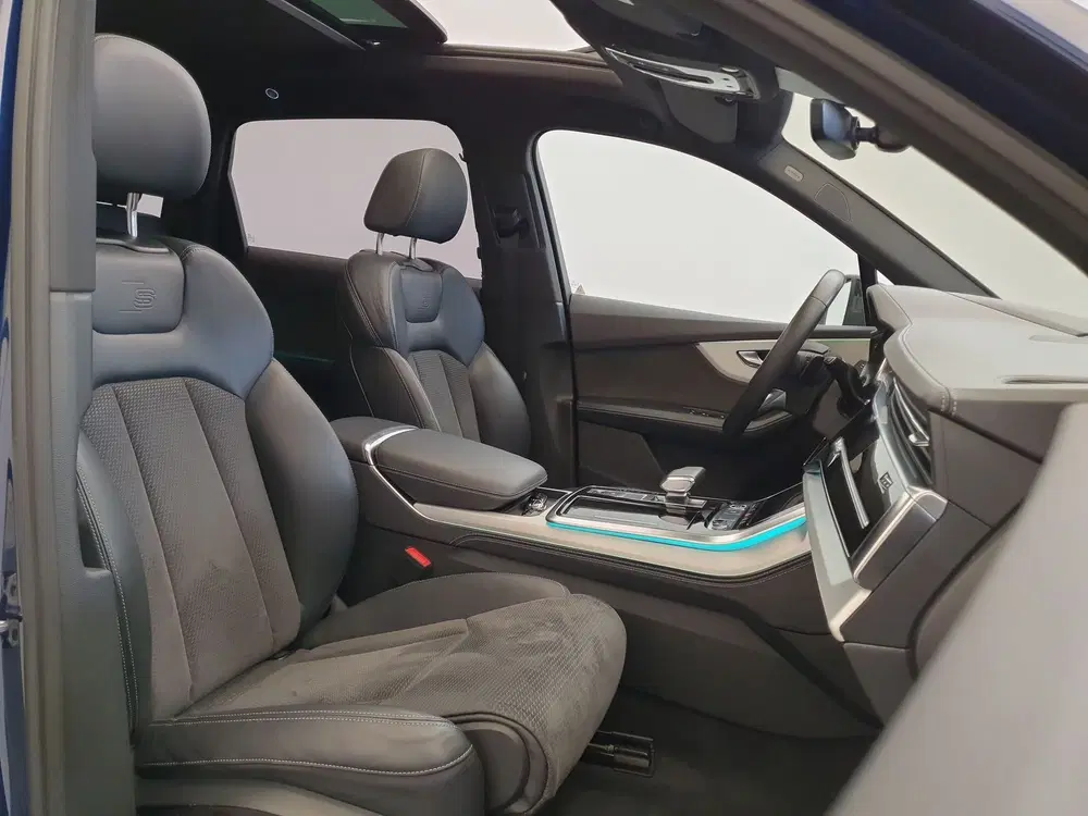 Audi Q7 55 TFSI e quattro S-Line Panoramadak uit 2021, foto 3