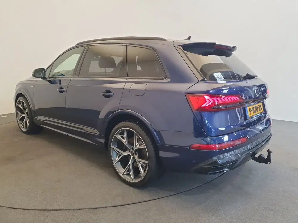 Audi Q7 55 TFSI e quattro S-Line Panoramadak uit 2021, foto 8