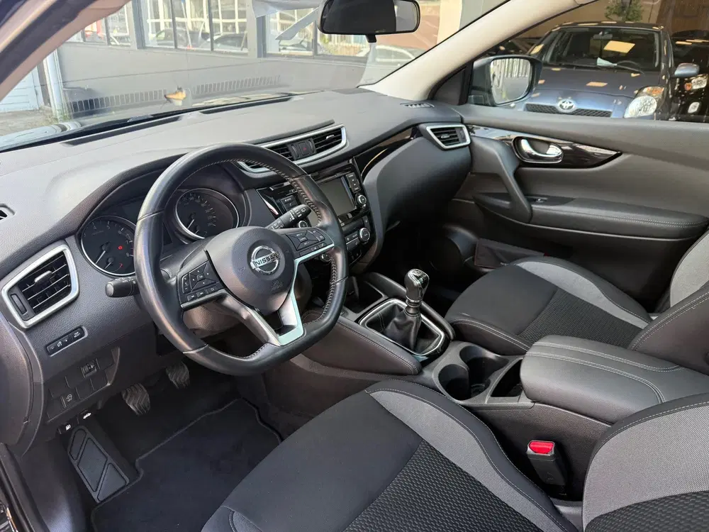 Nissan Qashqai 1.3 DIG-T Acenta uit 2019, foto 3