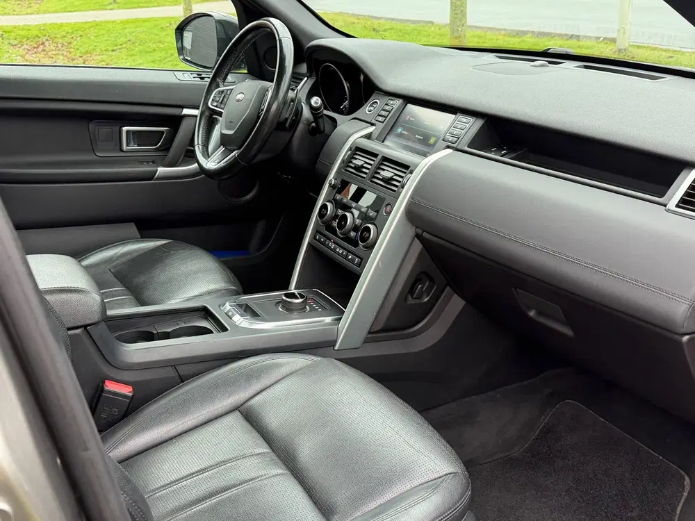 Land Rover Discovery Sport Grijs Kenteken uit 2019, foto 12