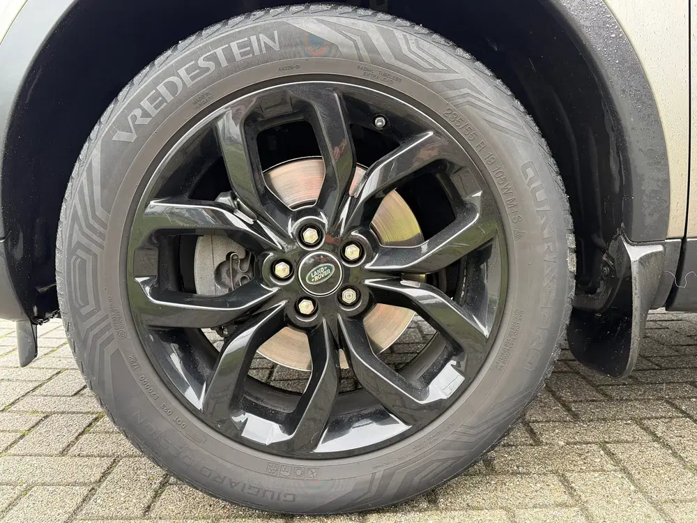 Land Rover Discovery Sport Grijs Kenteken uit 2019, foto 3
