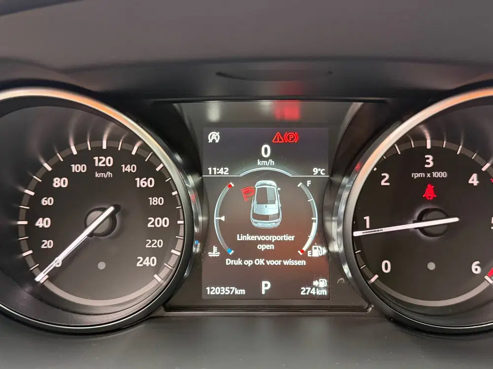 Land Rover Discovery Sport Grijs Kenteken uit 2019, foto 5