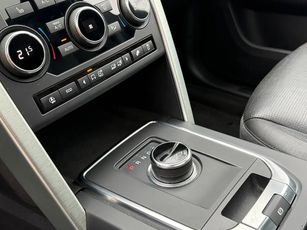 Land Rover Discovery Sport Grijs Kenteken uit 2019, foto 6