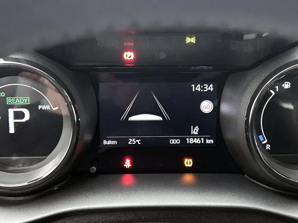 Toyota Yaris 1.5 Hybrid Excutive Limited uit 2023, foto 5