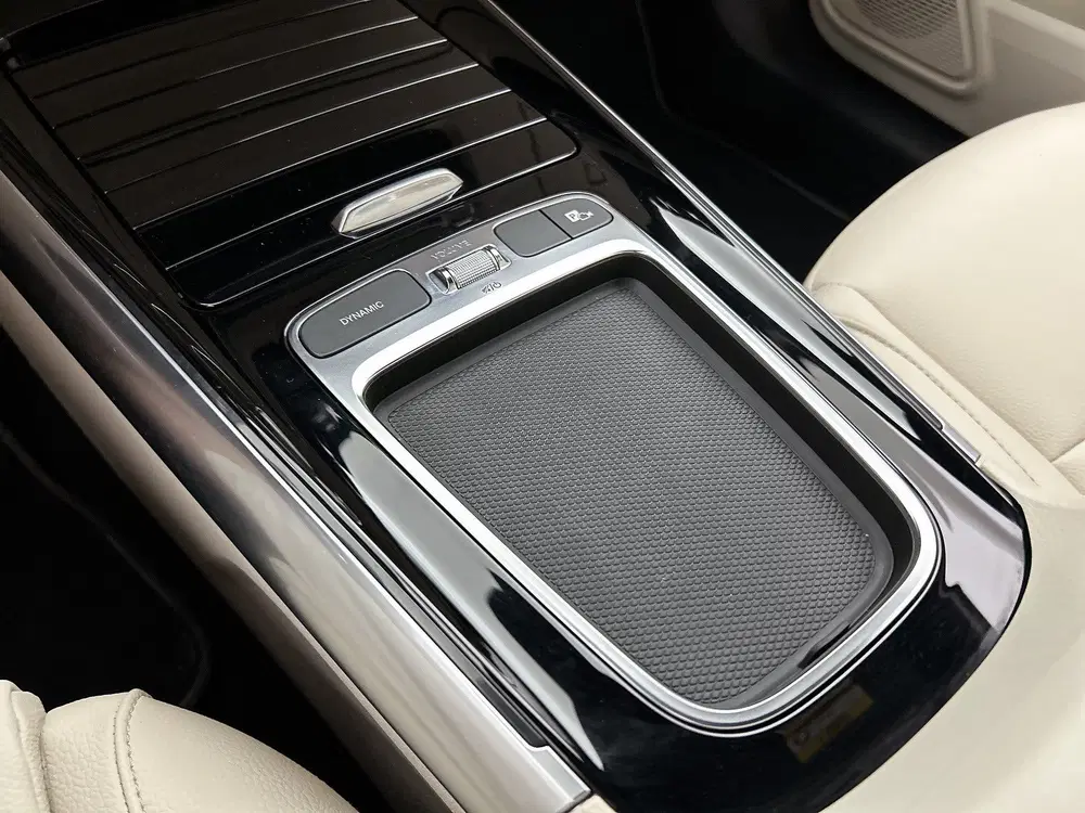 Mercedes-Benz GLA 250 e Plug-In Hybride uit 2024, foto 11