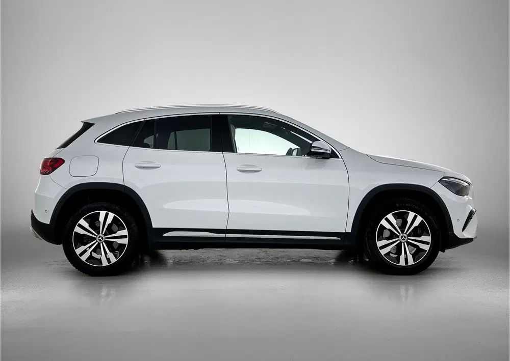 Mercedes-Benz GLA 250 e Plug-In Hybride uit 2024, foto 12
