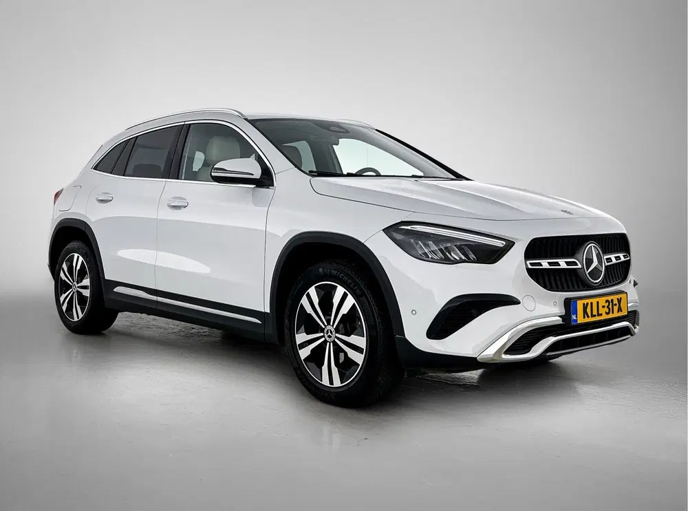 Mercedes-Benz GLA 250 e Plug-In Hybride uit 2024, foto 13