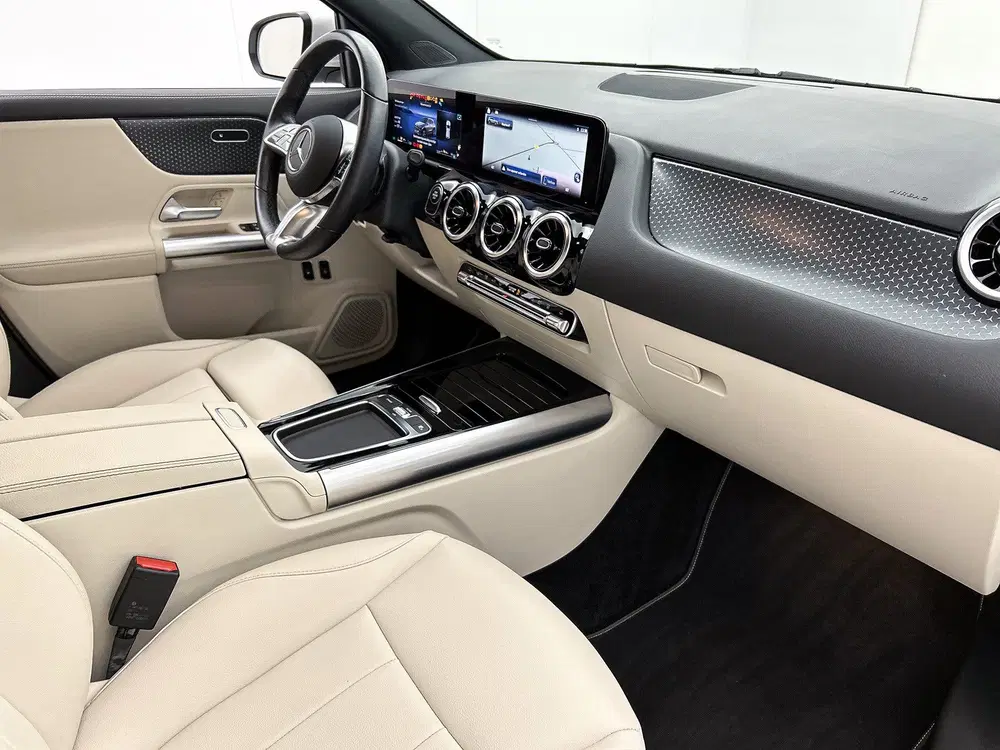 Mercedes-Benz GLA 250 e Plug-In Hybride uit 2024, foto 6