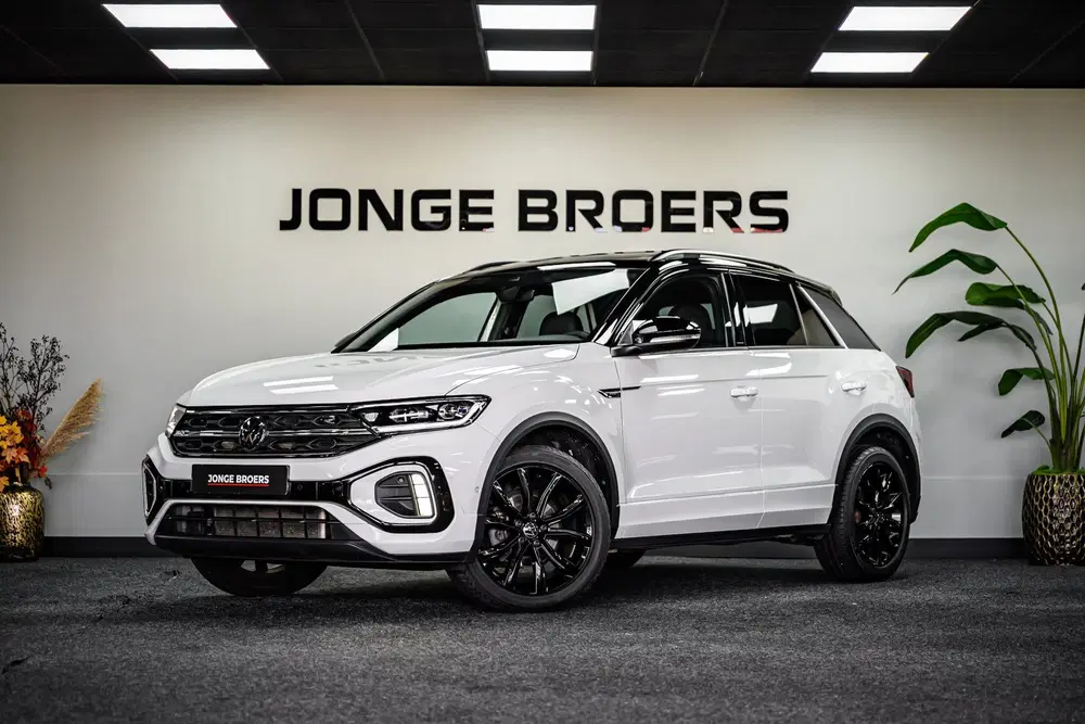 Volkswagen T-Roc 1.5 TSI R-Line Pano uit 2023