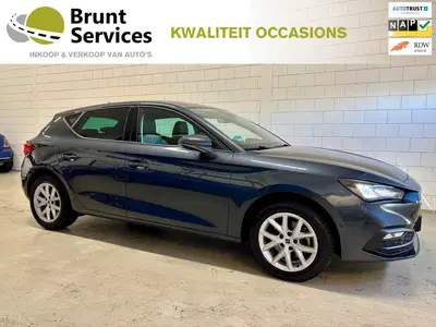 SEAT Leon 1.0 eTSI Sport Intense Bj.22 uit 2022