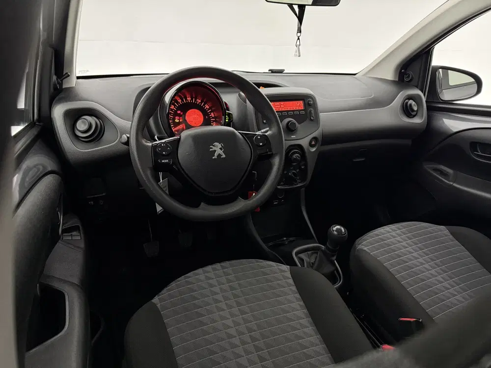Peugeot 108 1.0 e-VTi Active uit 2022, foto 14