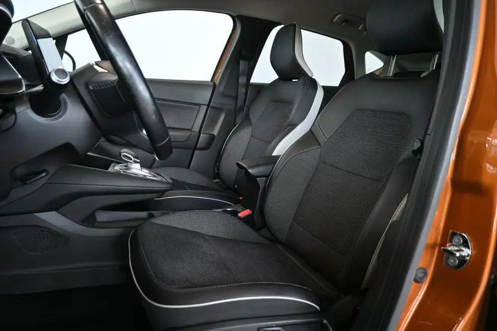 Renault Captur 1.6 E-Tech Plug-in Hybrid 160 Intens Clima uit 2021, foto 7