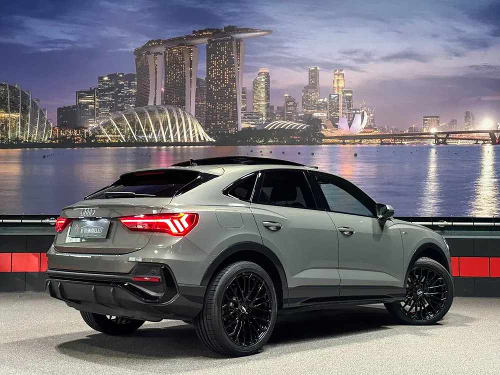 Audi Q3 35 TFSI S-Line Stuurverwarming uit 2024, foto 7