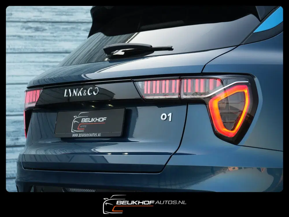 Lynk & Co 01 1.5 Carplay Navigatie Camera Panoramadak C uit 2023, foto 14