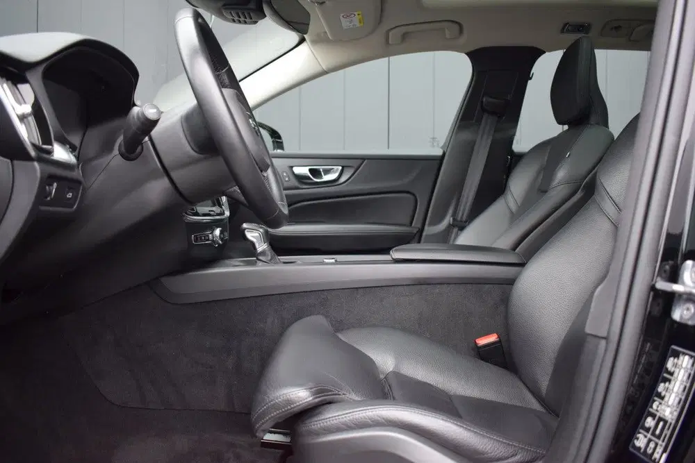 Volvo V60 2.0 T5 250pk Automaat Inscription Zwart Le uit 2019, foto 7