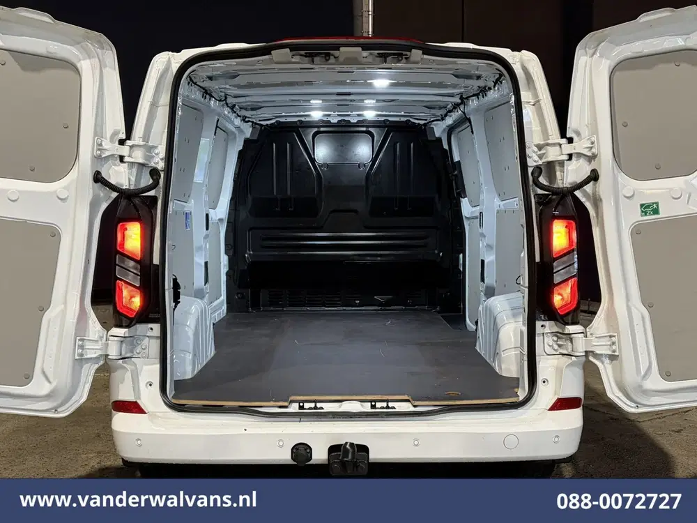 Ford Transit Custom 2.0 TDCI 136pk L2H1 Euro6 Airco uit 2024, foto 13