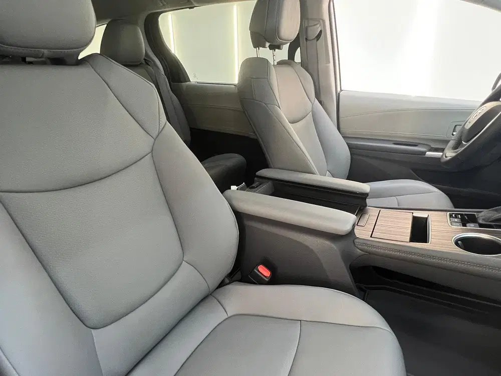 Toyota Highlander Sienna 2.5 Hybrid Luxe XLE (bj 2022) uit 2022, foto 11