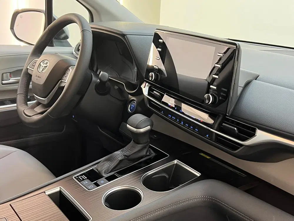 Toyota Highlander Sienna 2.5 Hybrid Luxe XLE (bj 2022) uit 2022, foto 7