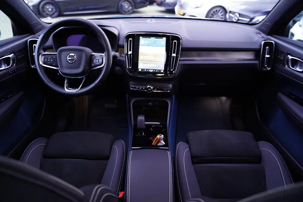 Volvo C40 Recharge Twin Intro Edition 78 kWh uit 2022, foto 12