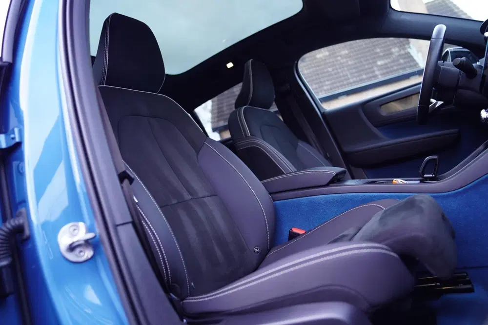 Volvo C40 Recharge Twin Intro Edition 78 kWh uit 2022, foto 8