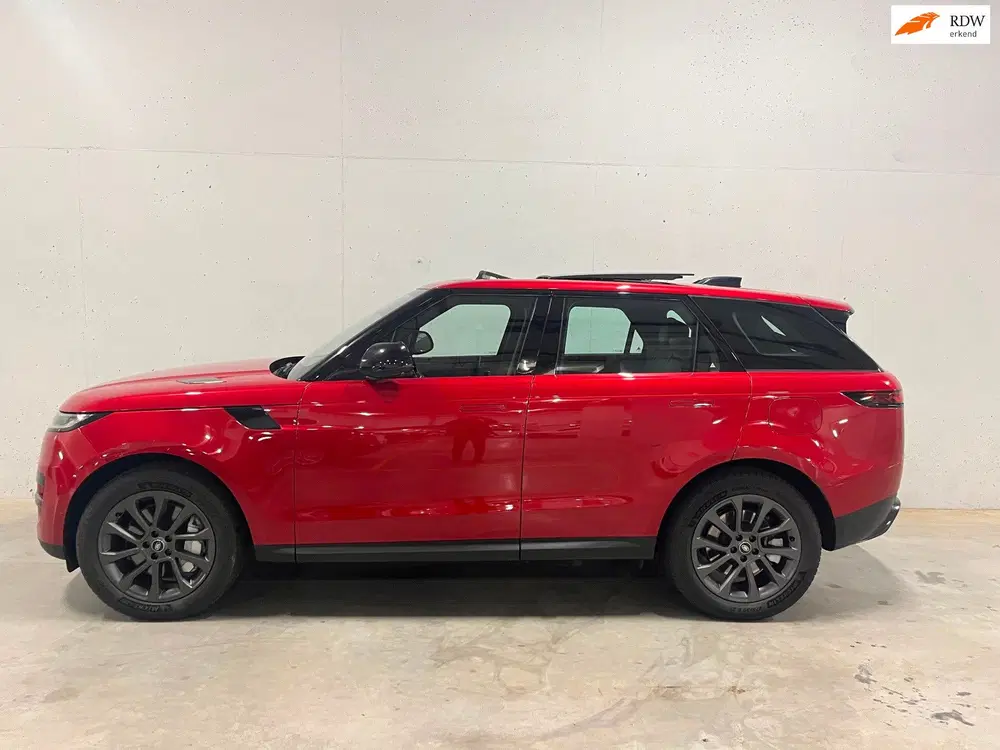 Land Rover Range Rover Sport 3.0 P460e BTW21% Pano uit 2024