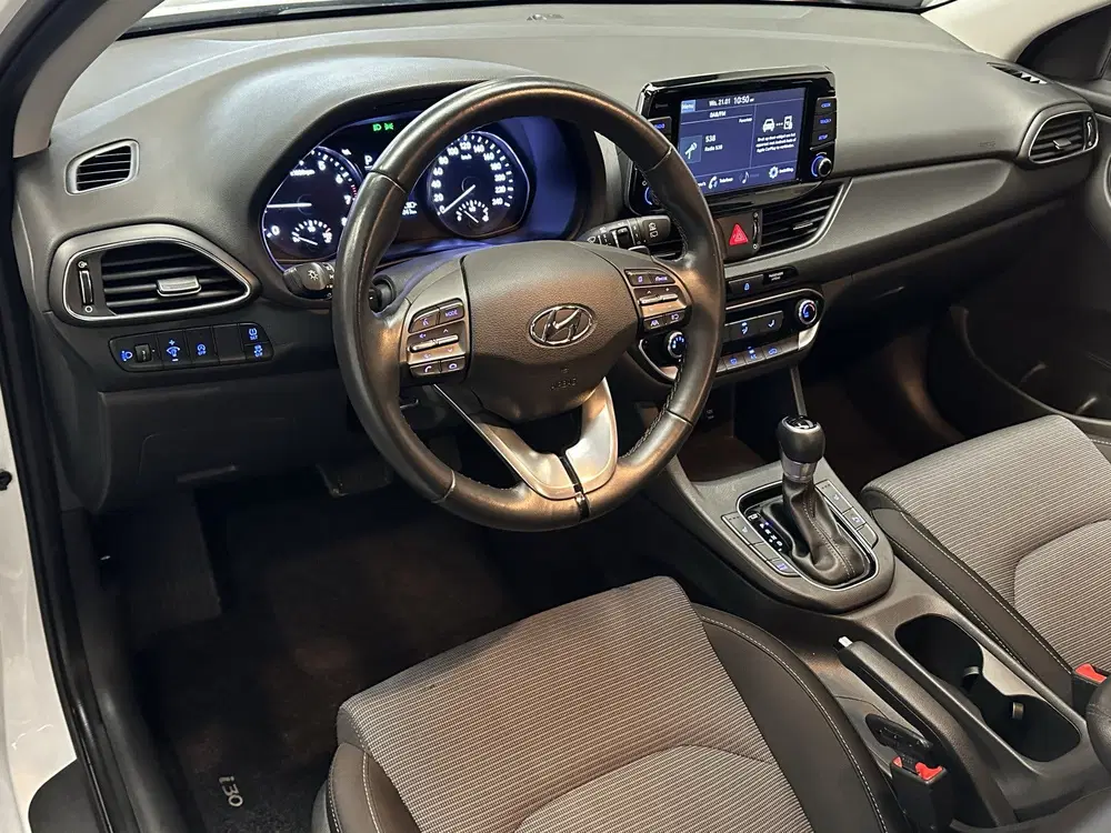 Hyundai i30 1.0 T-GDi MHEV COMFORT AUTOMAAT CRUISE CON uit 2023, foto 11