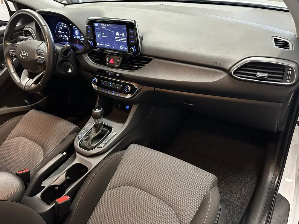 Hyundai i30 1.0 T-GDi MHEV COMFORT AUTOMAAT CRUISE CON uit 2023, foto 14