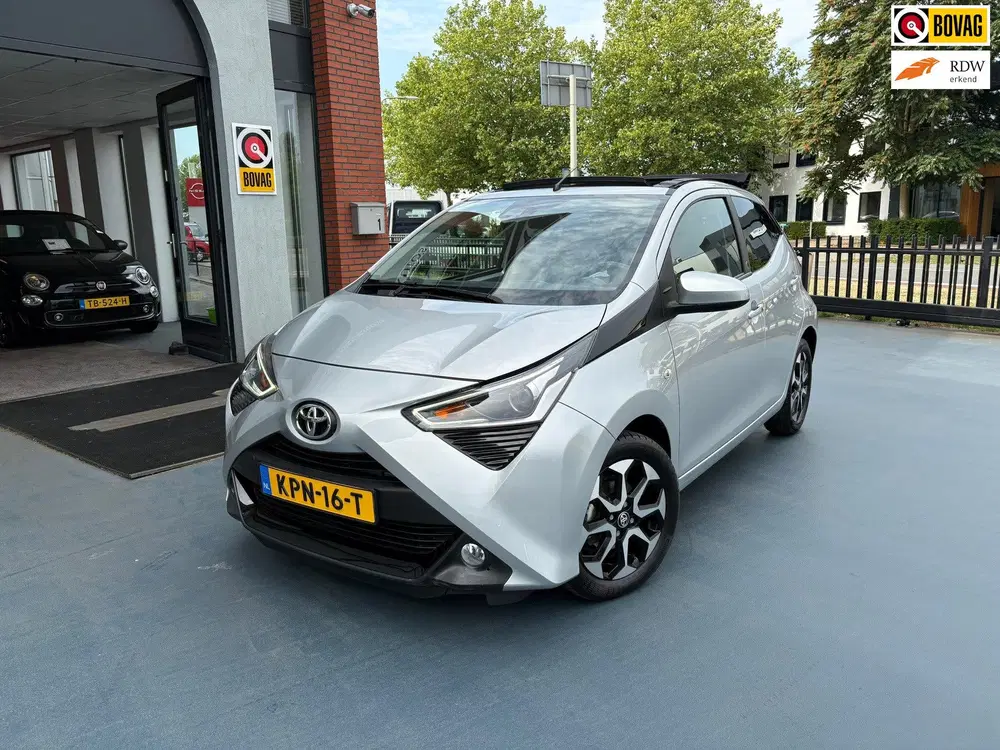 Toyota Aygo 1.0 VVT-i x-joy OPENDAK AUTOMAAT AIRCO uit 2021