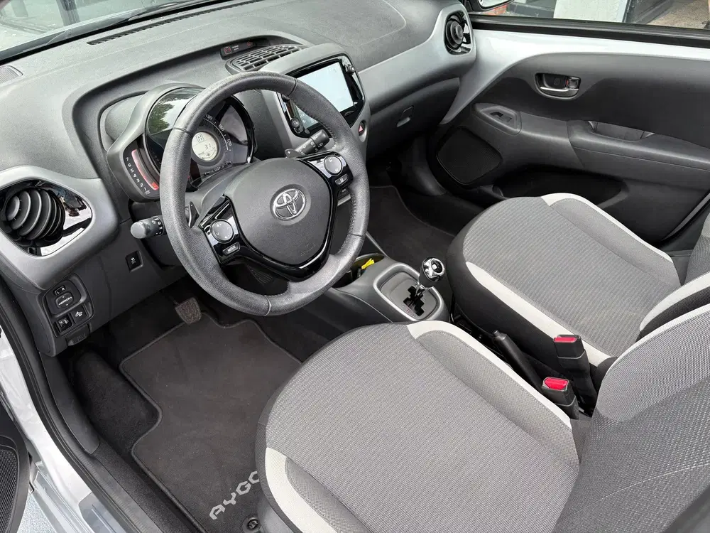 Toyota Aygo 1.0 VVT-i x-joy OPENDAK AUTOMAAT AIRCO uit 2021, foto 11