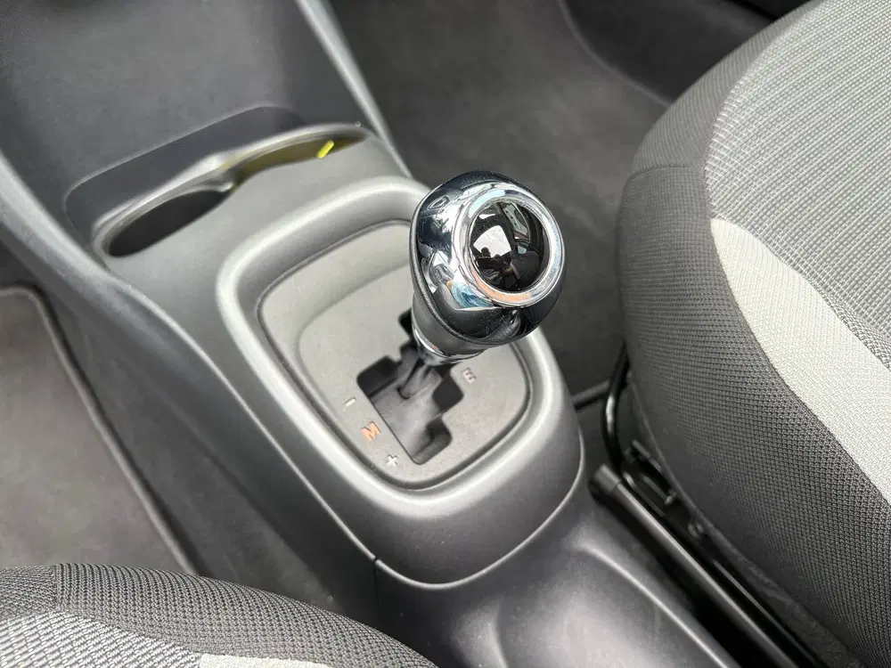 Toyota Aygo 1.0 VVT-i x-joy OPENDAK AUTOMAAT AIRCO uit 2021, foto 13