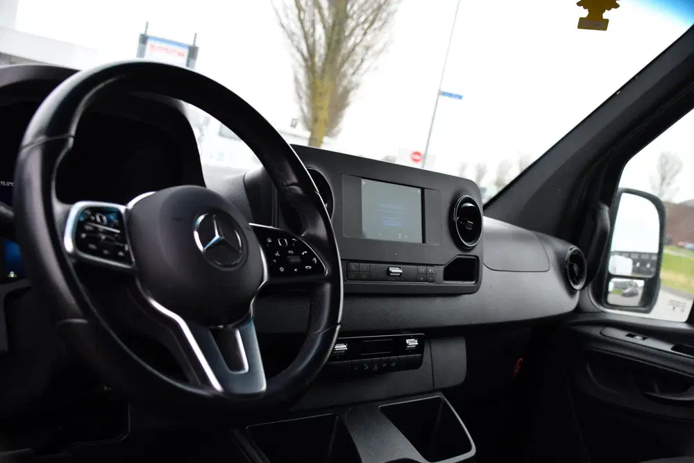 Mercedes-Benz Sprinter 315 1.9 CDI L2H2 AMG Edition Adaptiev uit 2022, foto 2