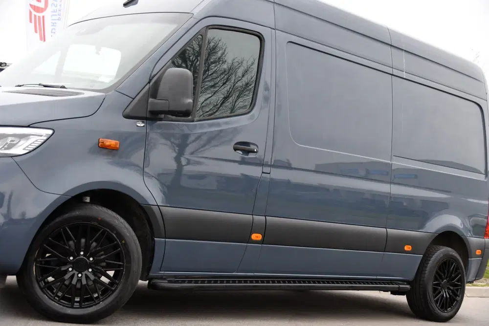 Mercedes-Benz Sprinter 315 1.9 CDI L2H2 AMG Edition Adaptiev uit 2022, foto 9