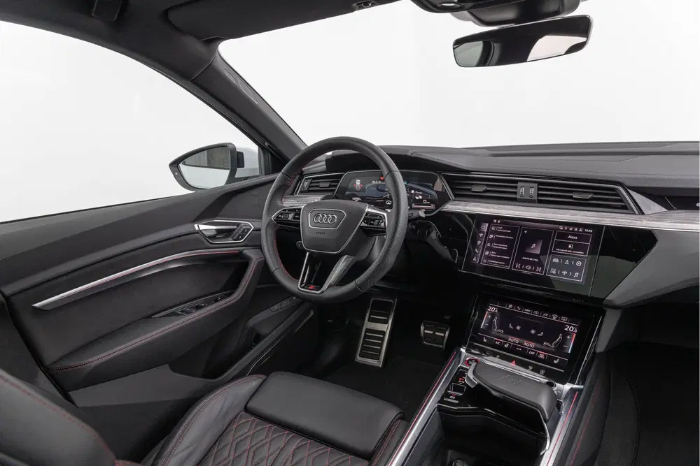 Audi Q8 SQ8 503pk Quattro 115 kWh Pano S-st uit 2024, foto 3