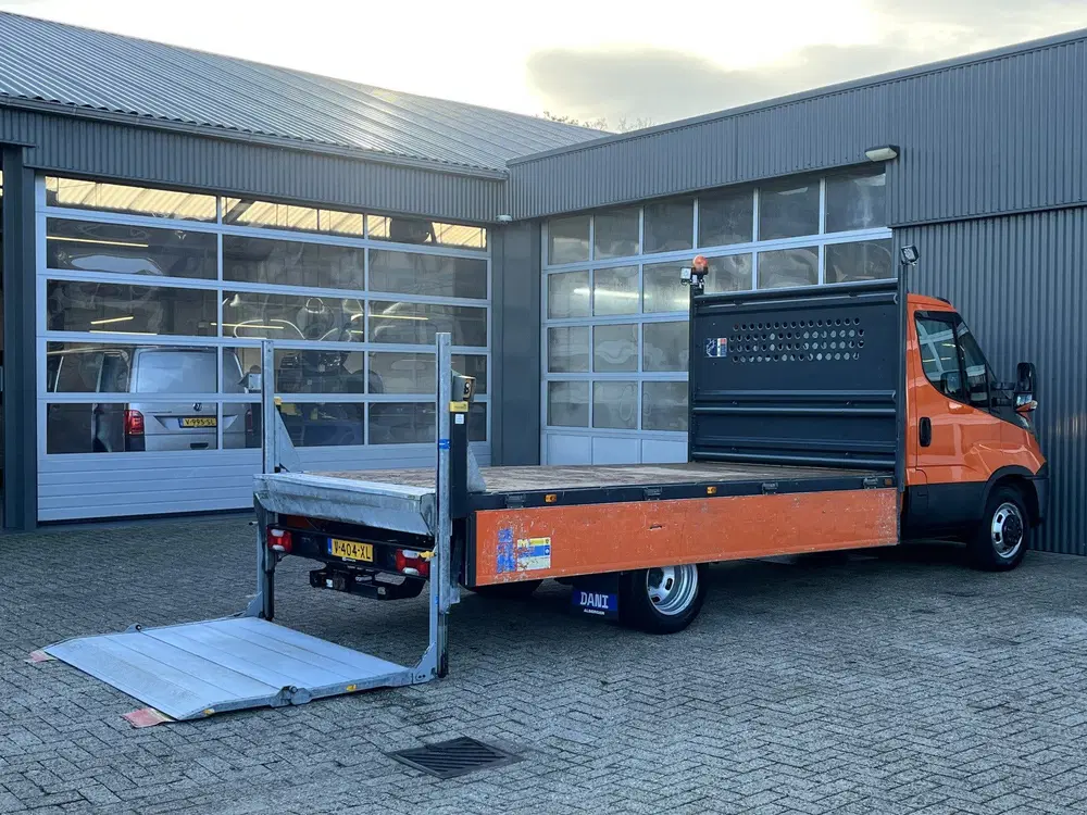 Iveco Daily 35C14 2.3 375 Laadklep 500kg Trekhaak 3500 uit 2019, foto 5