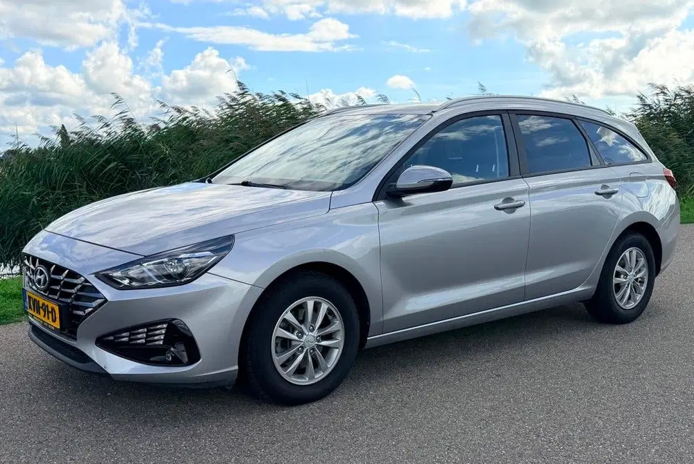 Hyundai i30 1.0 T-GDi MHEV Comfort uit 2023, foto 3