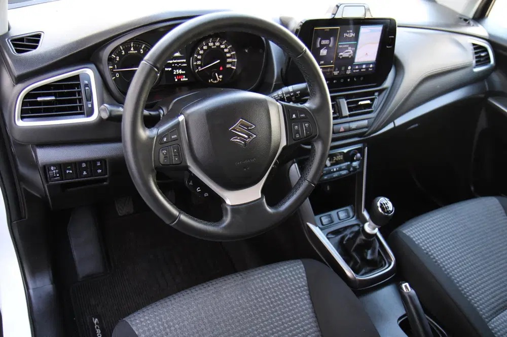 Suzuki S-Cross 1.4 Boosterjet Smart Hybrid Carplay BTW uit 2025, foto 13